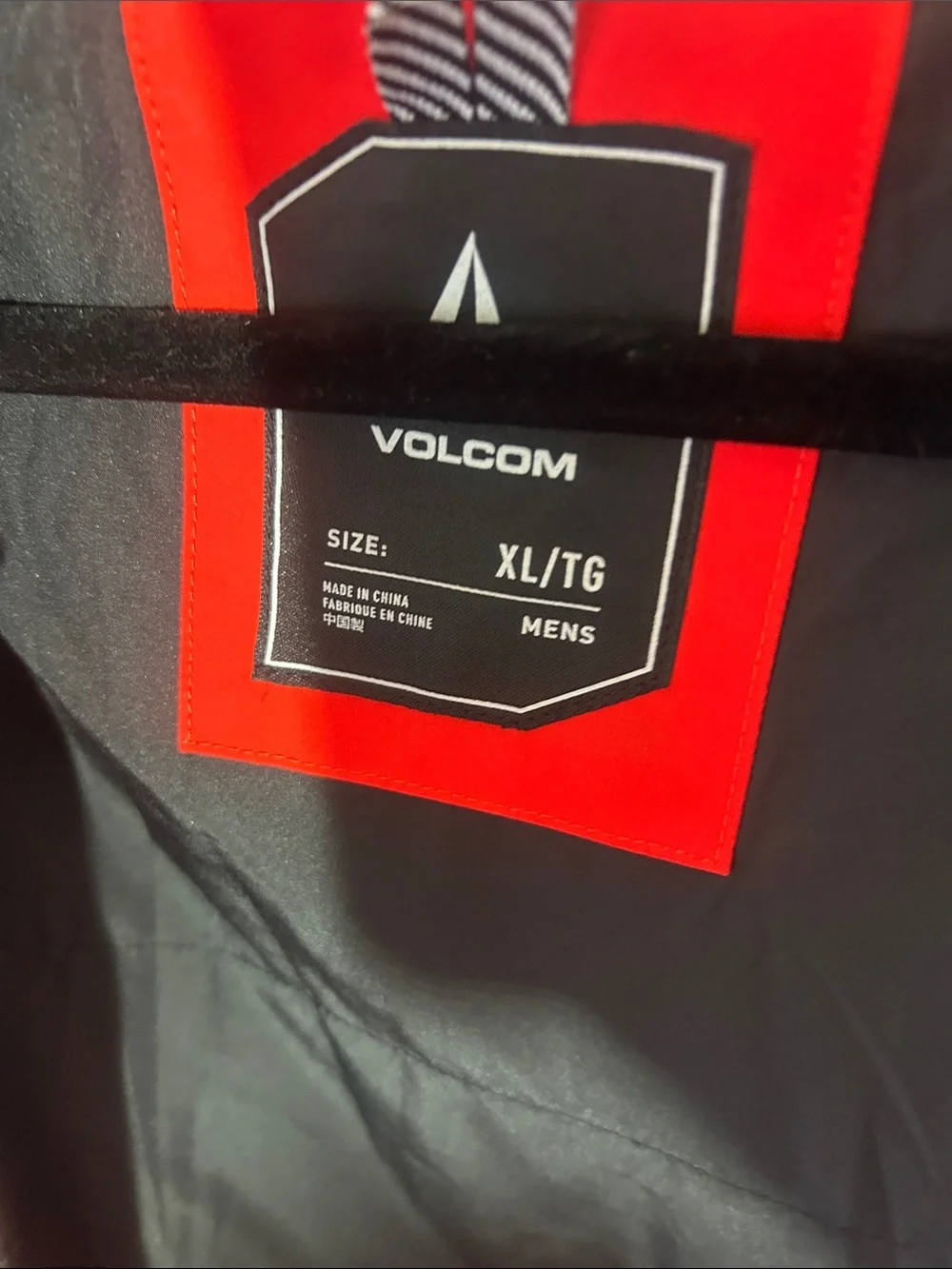 Volcom Red and Black Insulated Ski Snowboard Jacket
